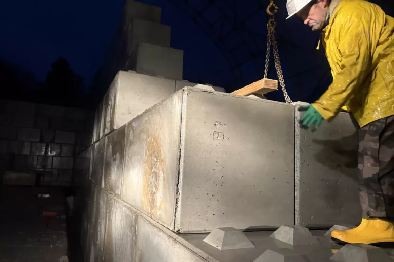 TETRA BLOC, TETRA BLOCK, bloc de béton, blocs de béton, béton, blocs de béton empilables, cases de stockage, murs de soutènement, bloc, blocs